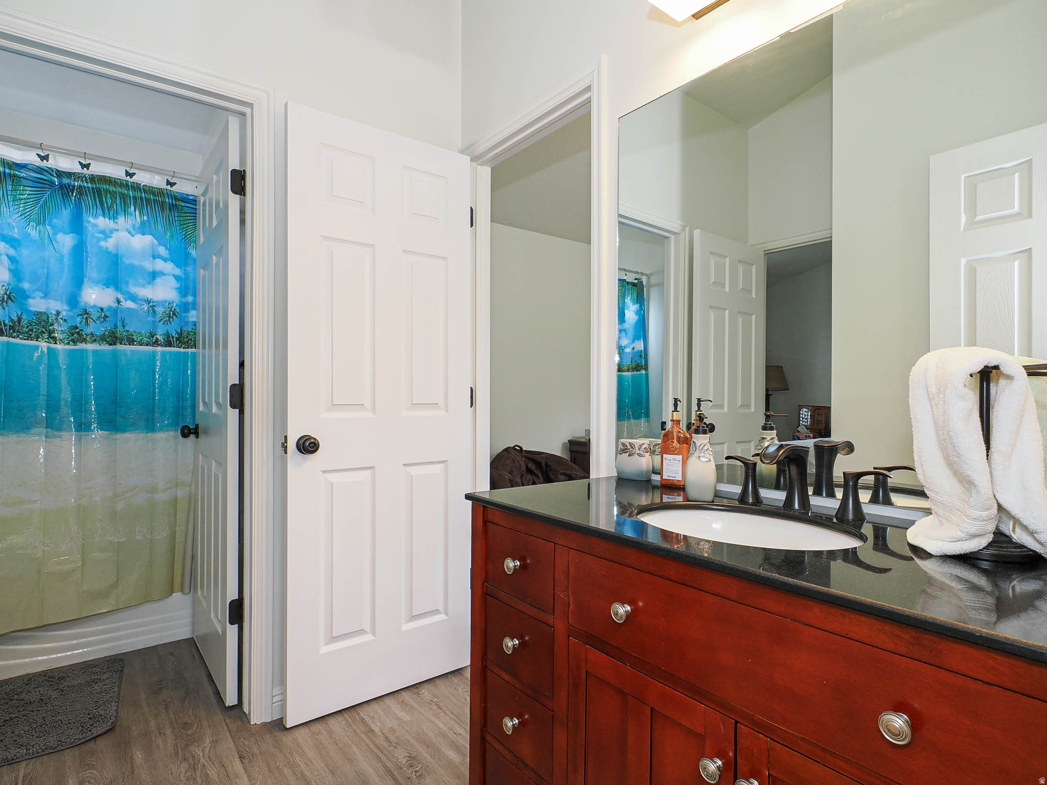 ROLLING HILLS ESTATES SUB - Residential
