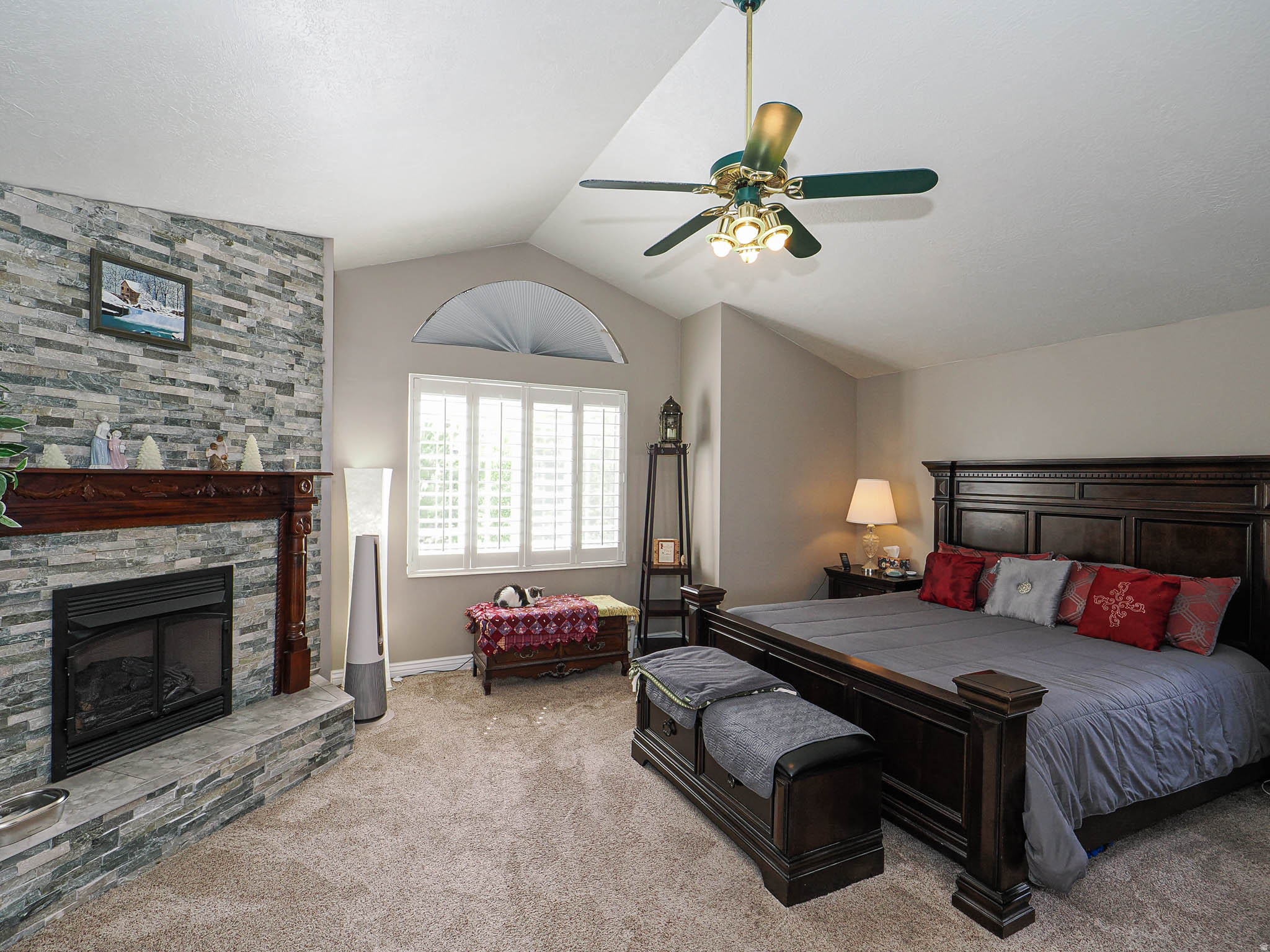 ROLLING HILLS ESTATES SUB - Residential