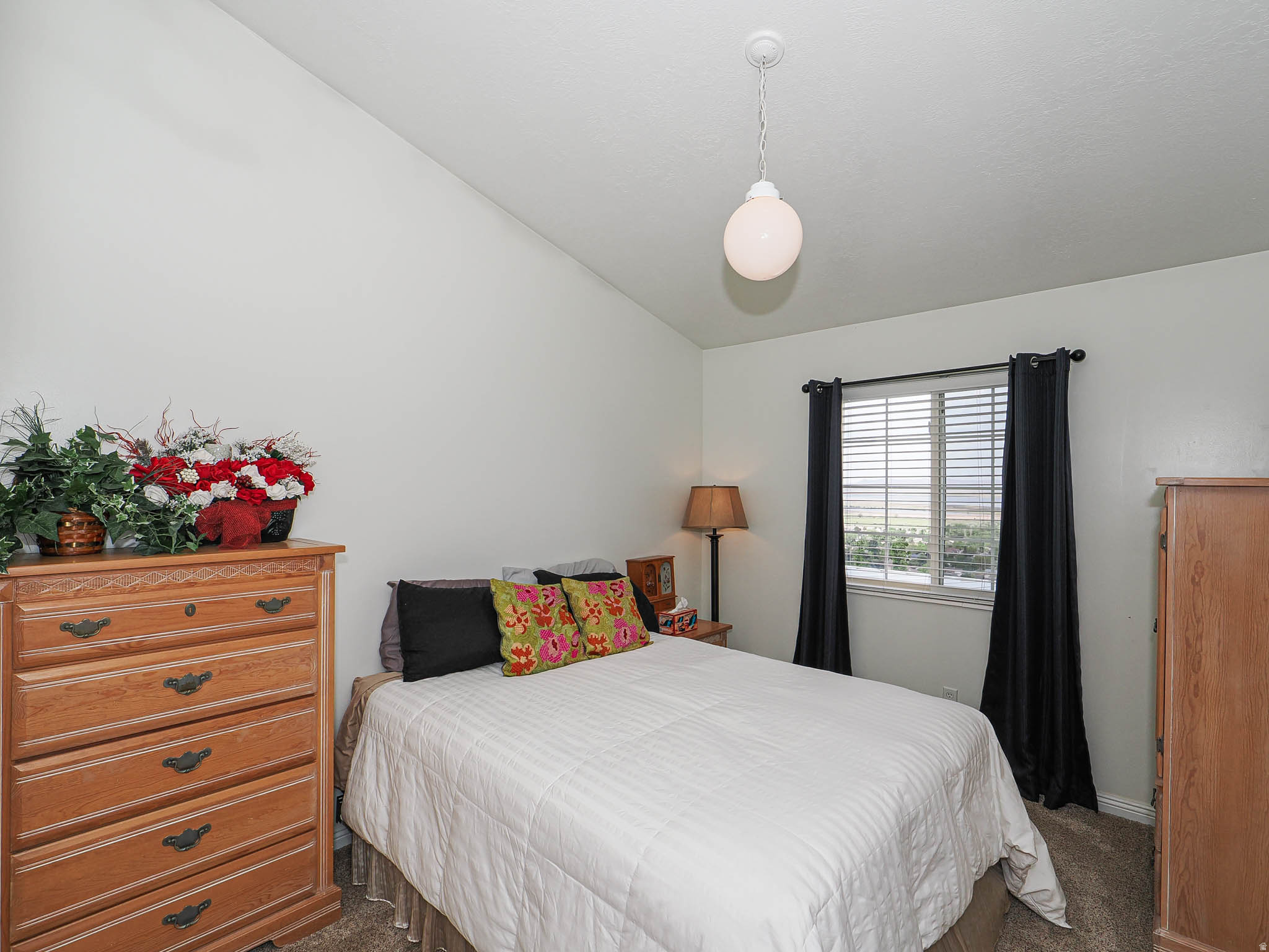 ROLLING HILLS ESTATES SUB - Residential