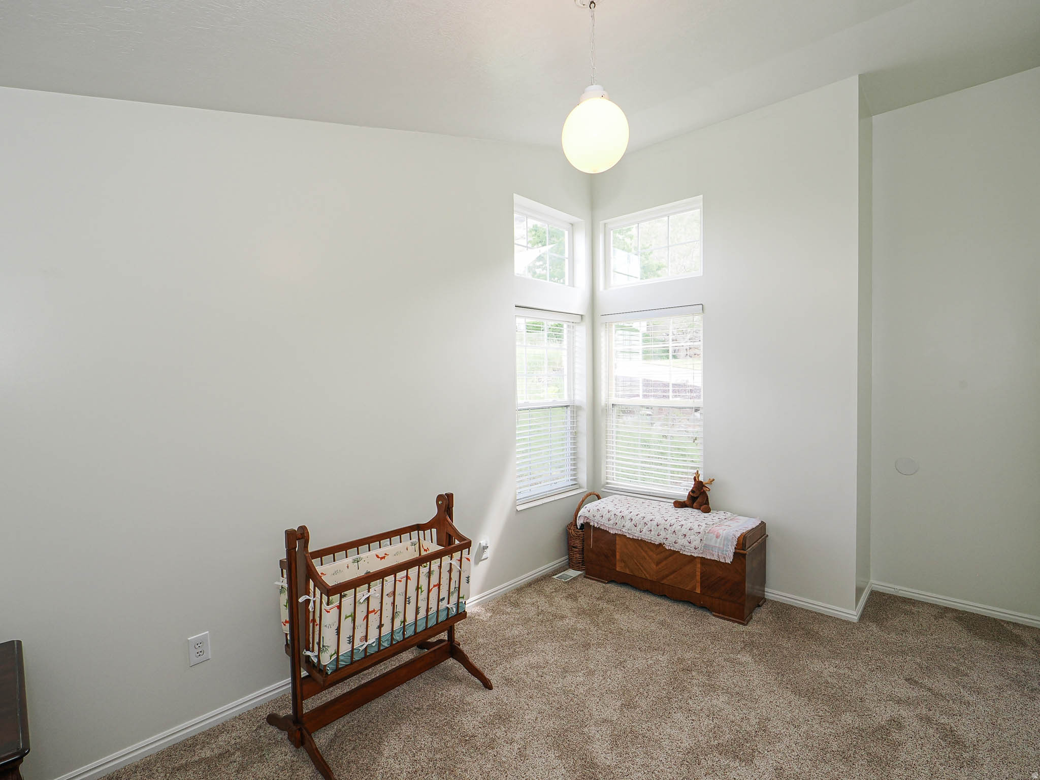 ROLLING HILLS ESTATES SUB - Residential