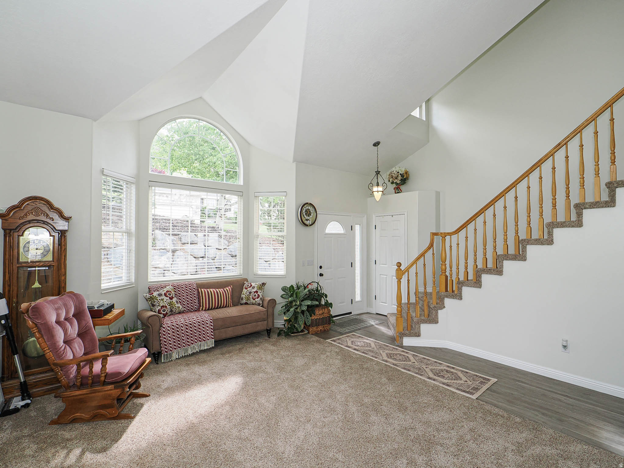 ROLLING HILLS ESTATES SUB - Residential