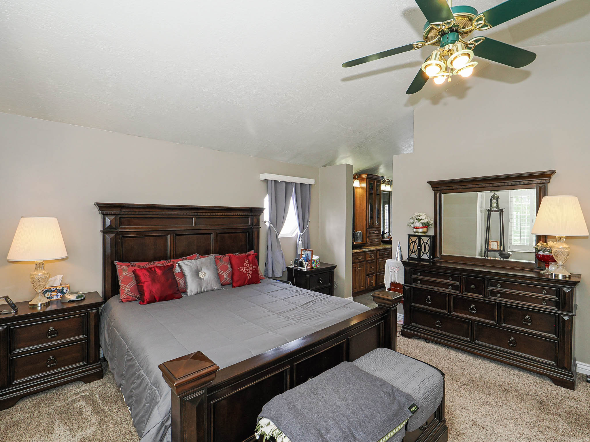 ROLLING HILLS ESTATES SUB - Residential