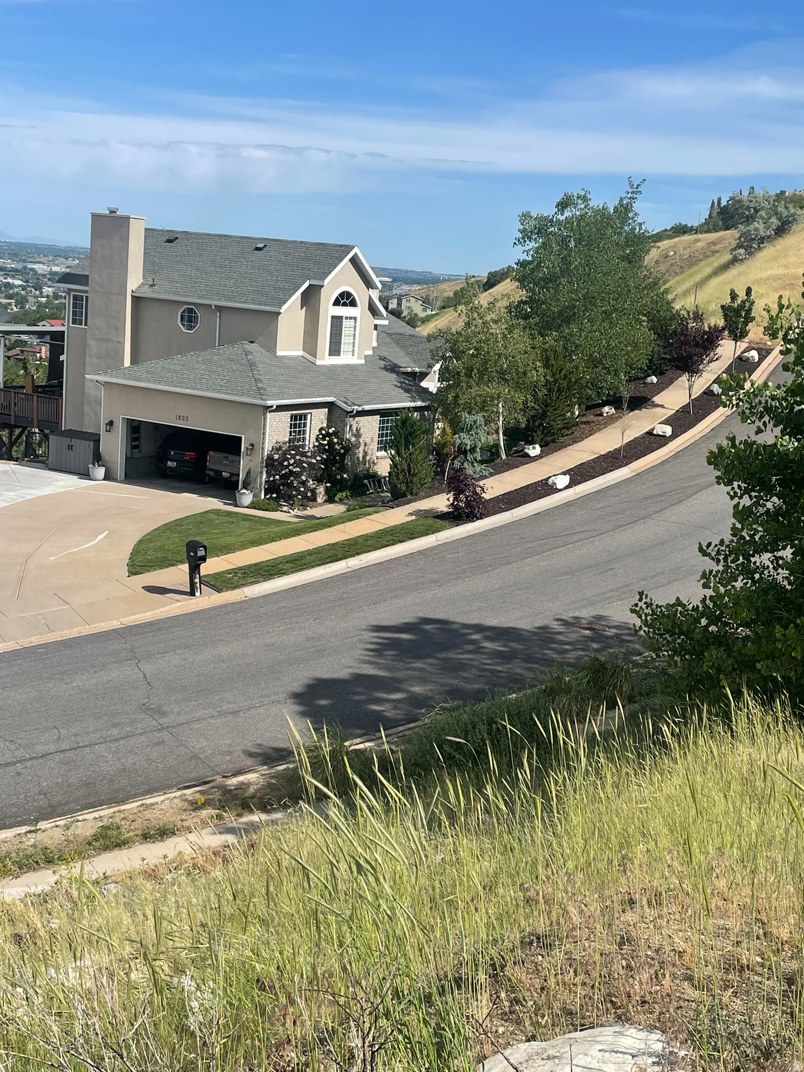 ROLLING HILLS ESTATES SUB - Residential