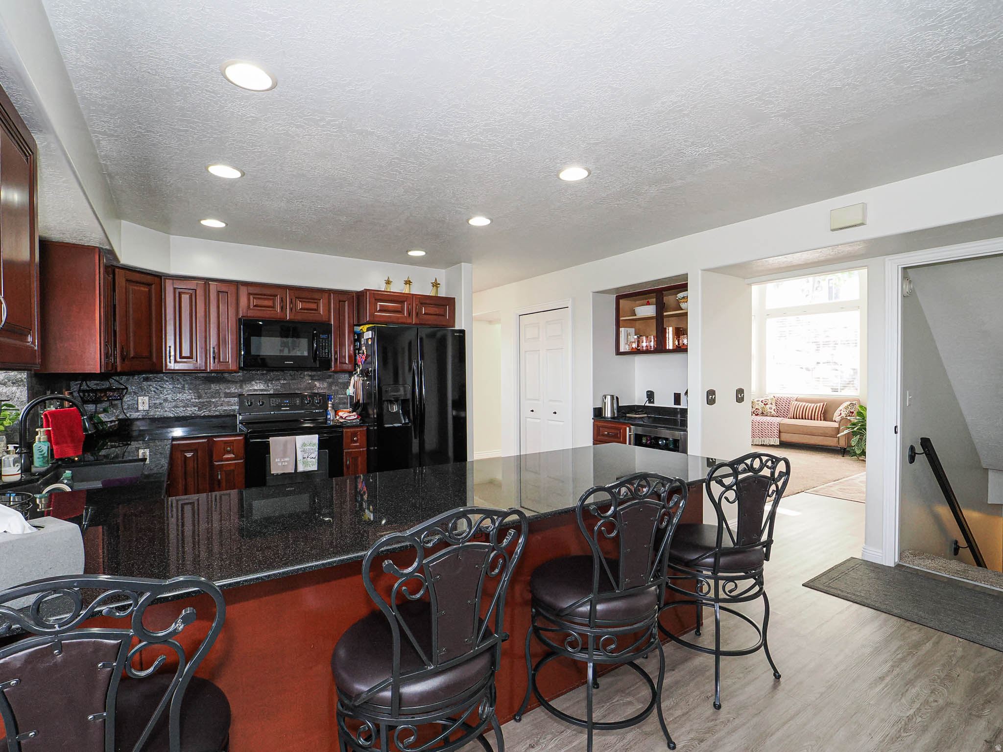 ROLLING HILLS ESTATES SUB - Residential
