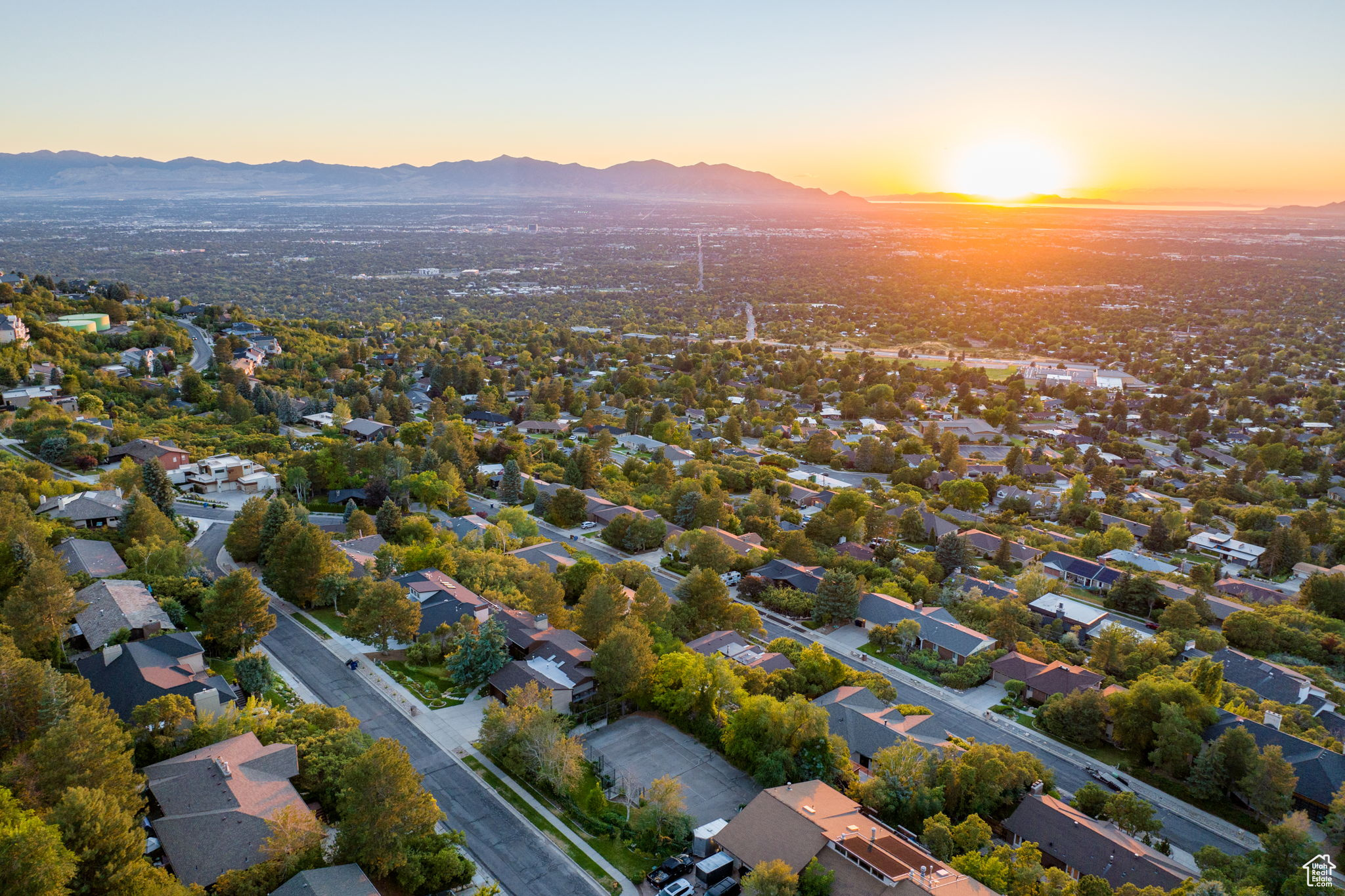 4494 Parkview Dr, Salt Lake City, Utah image 18