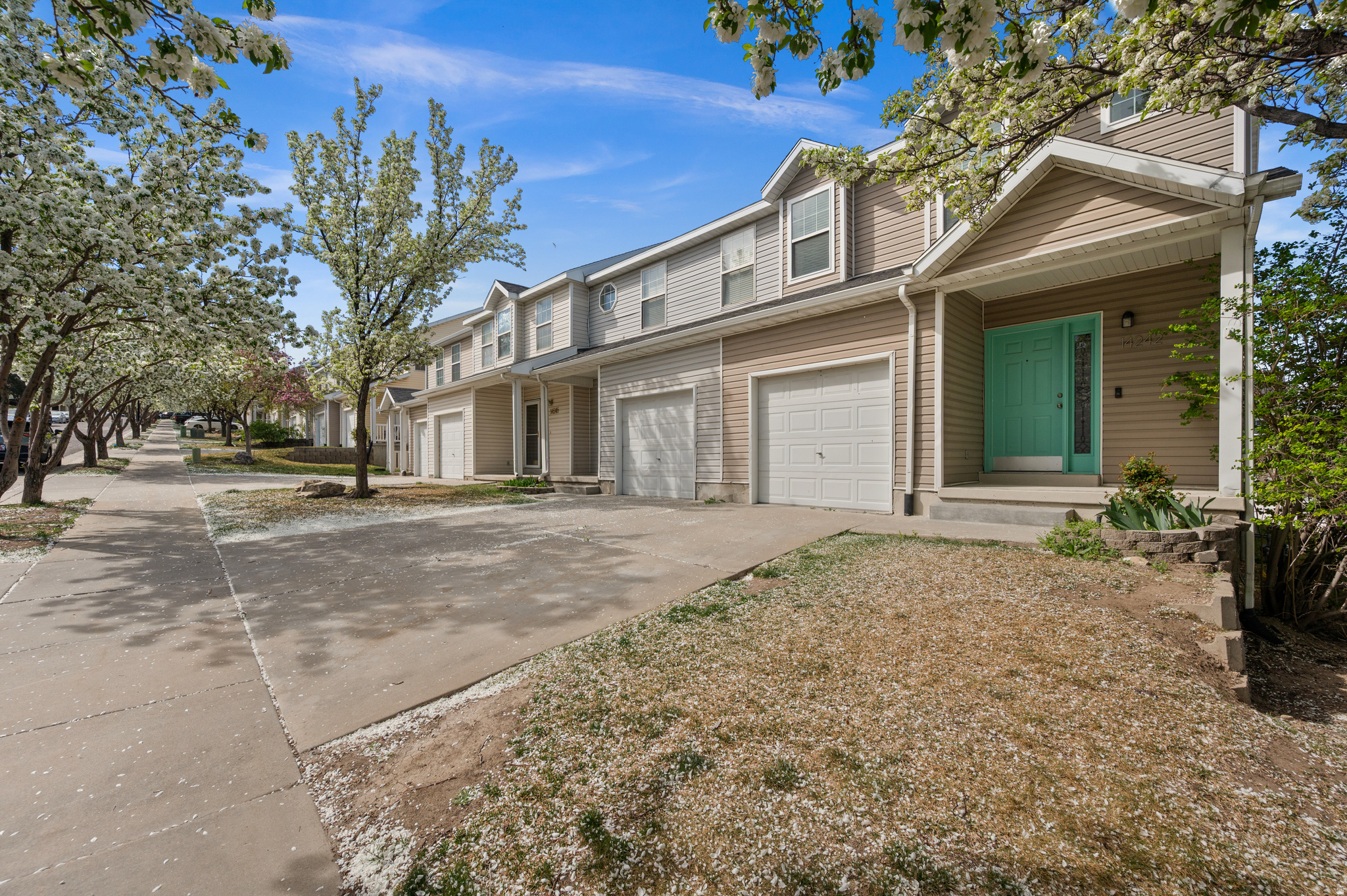 THE FIELDS AT DRAPER PH 3 CONDO - Residential