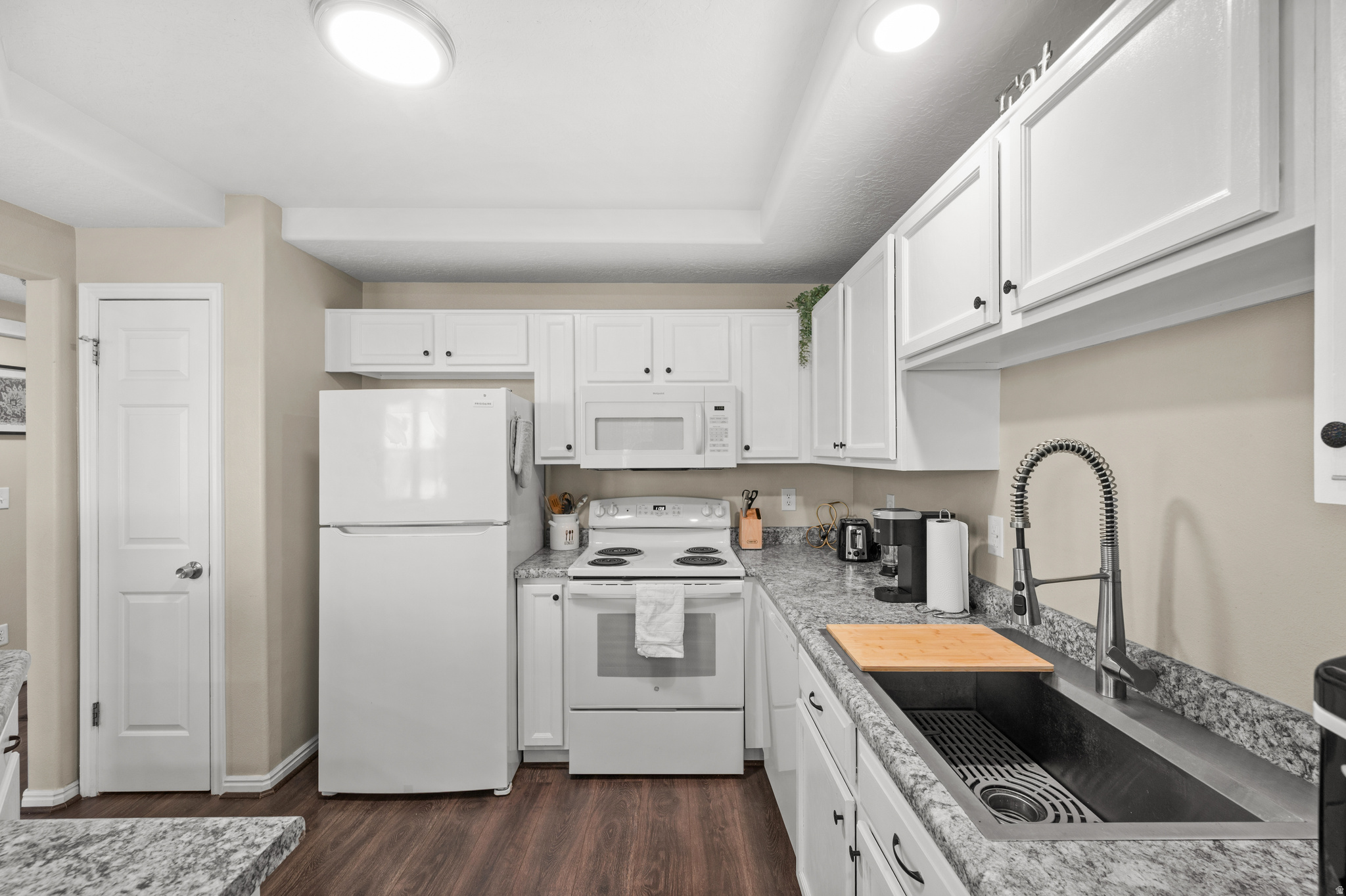 THE FIELDS AT DRAPER PH 3 CONDO - Residential