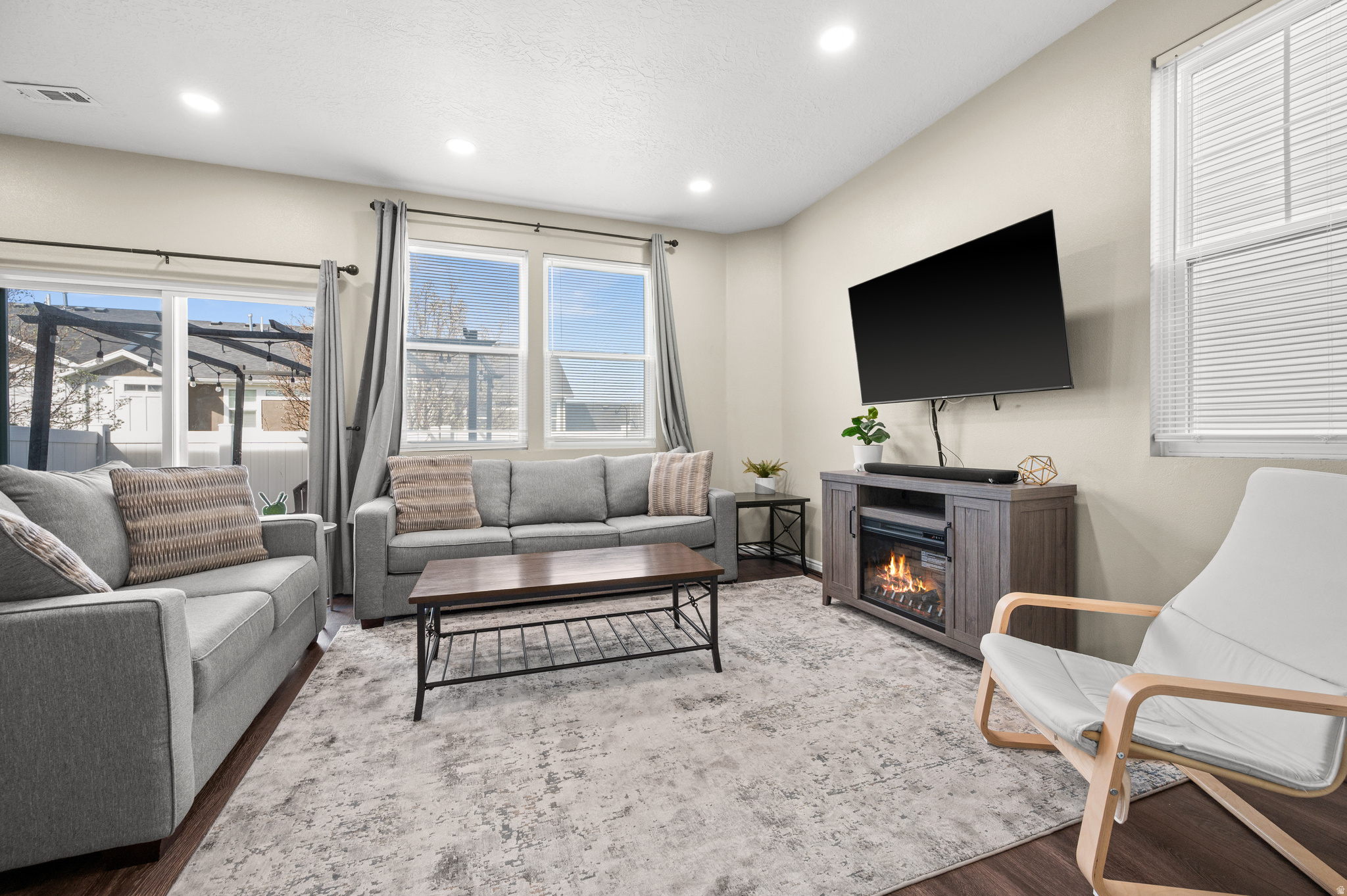 THE FIELDS AT DRAPER PH 3 CONDO - Residential