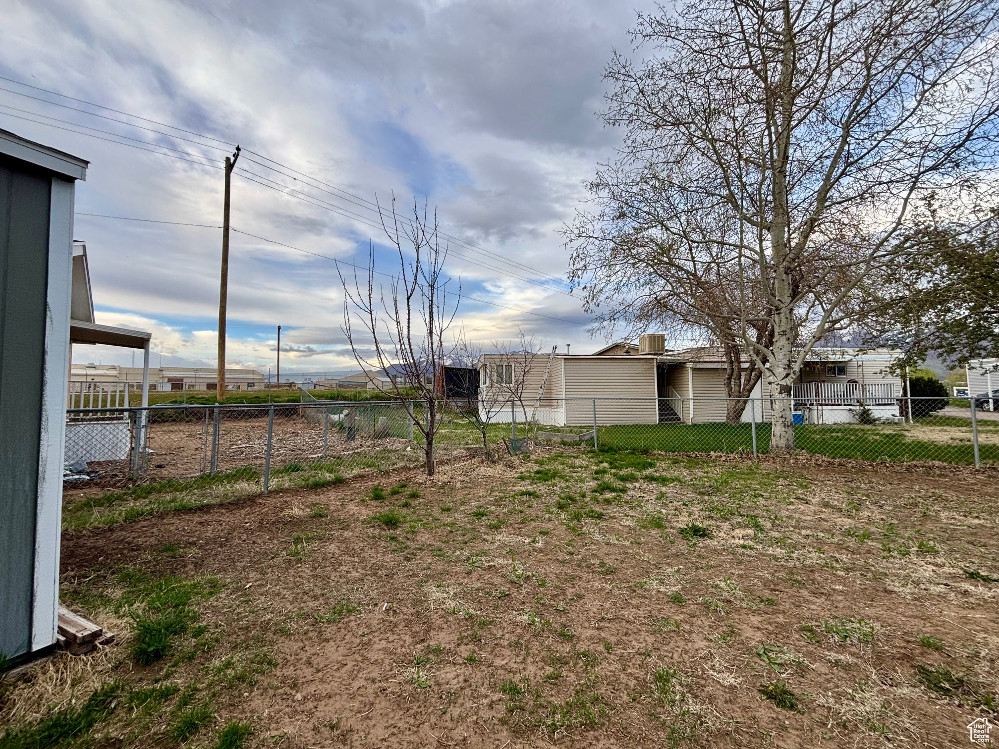 ROLLING HILLS ESTATES - Residential