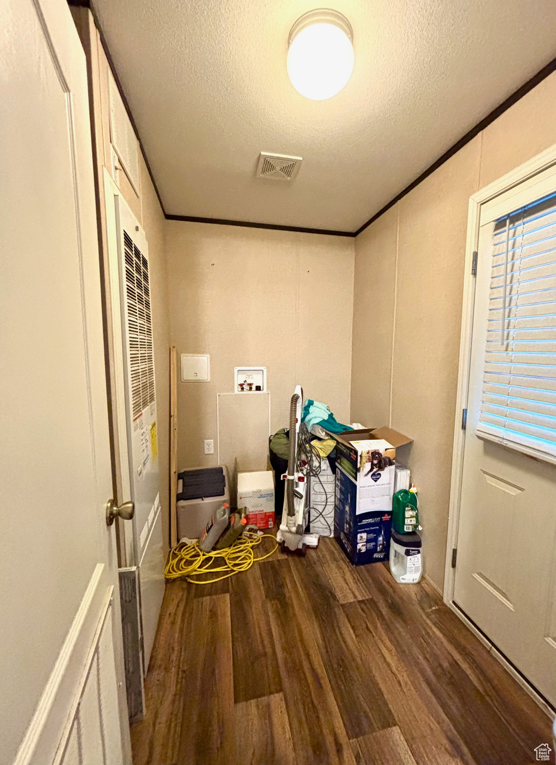 ROLLING HILLS ESTATES - Residential