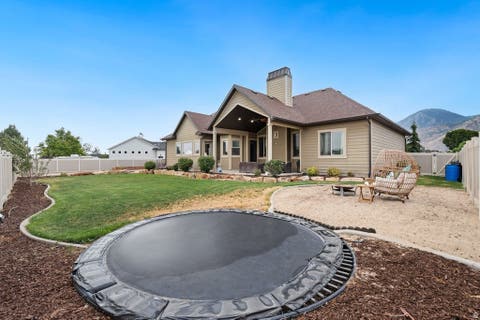 Tiny photo for 175 W 1000 N, Mapleton, UT 84664 (MLS # 2174832)