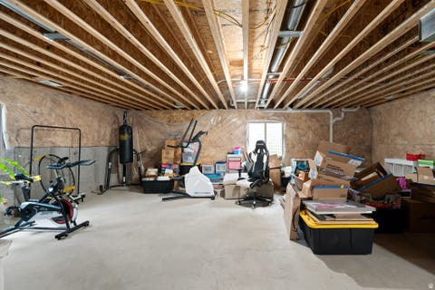 Tiny photo for 175 W 1000 N, Mapleton, UT 84664 (MLS # 2174832)