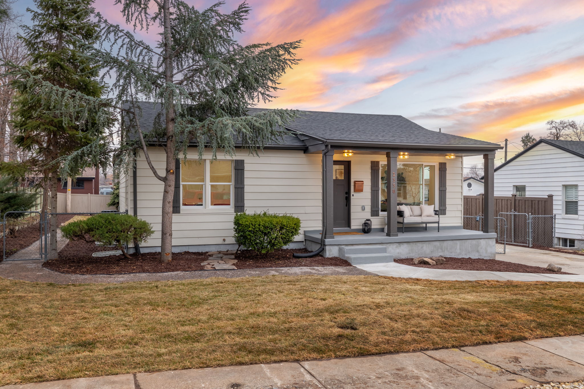 N MILLCREEK HEIGHTS - Residential