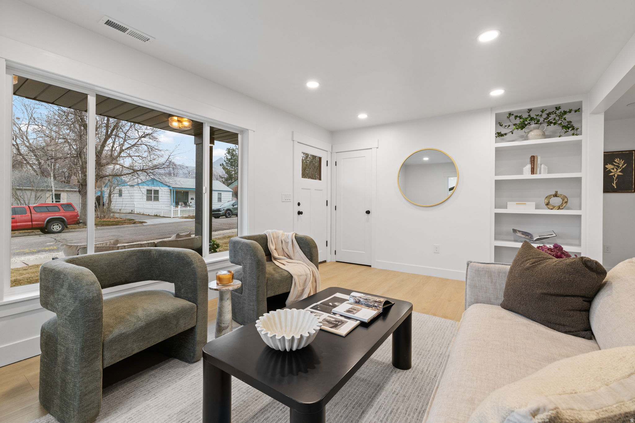 N MILLCREEK HEIGHTS - Residential