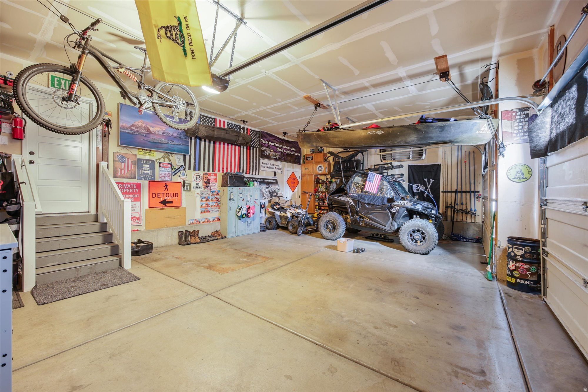 OVERLAND EST 106 - Residential