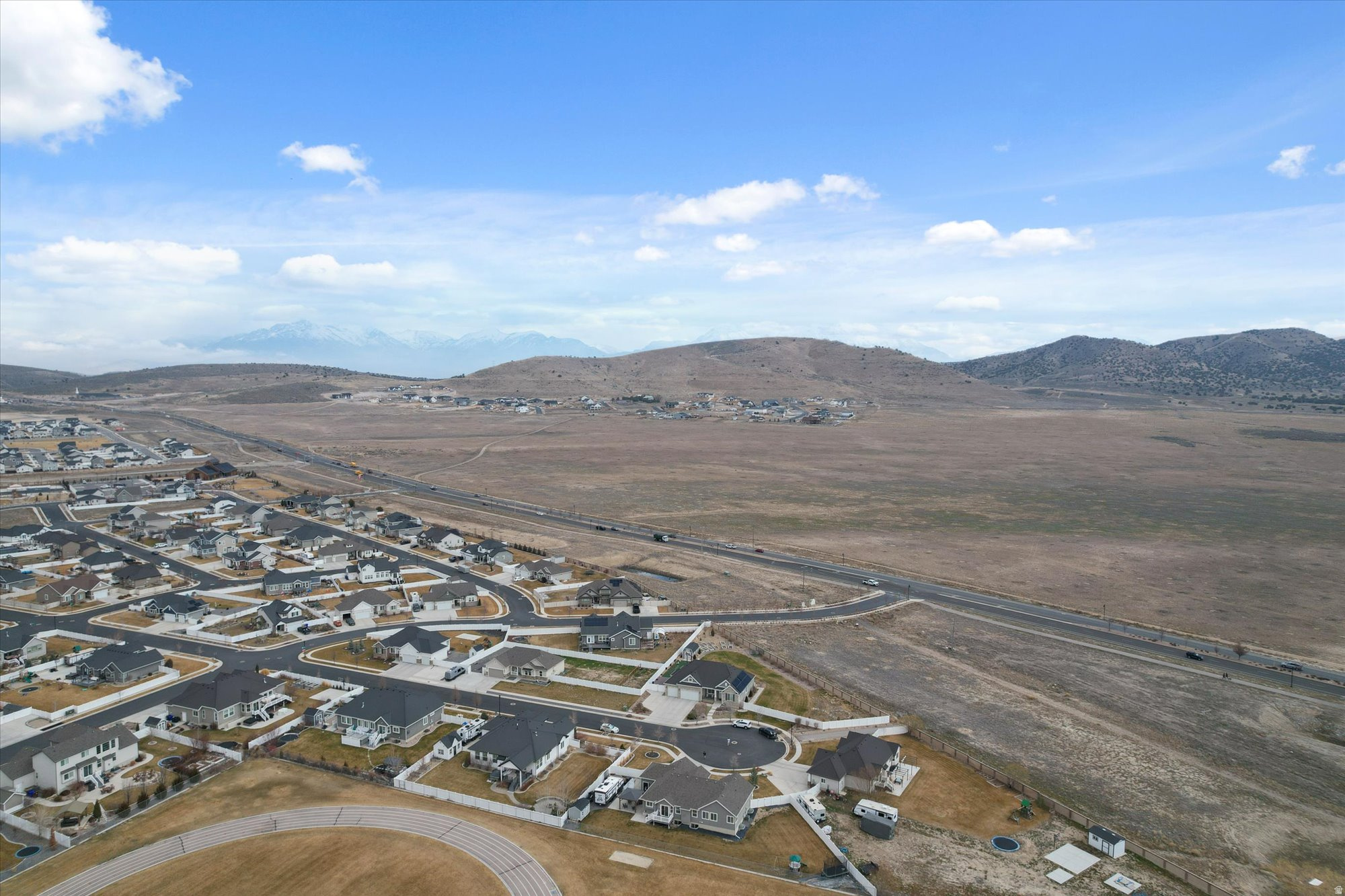 OVERLAND EST 106 - Residential