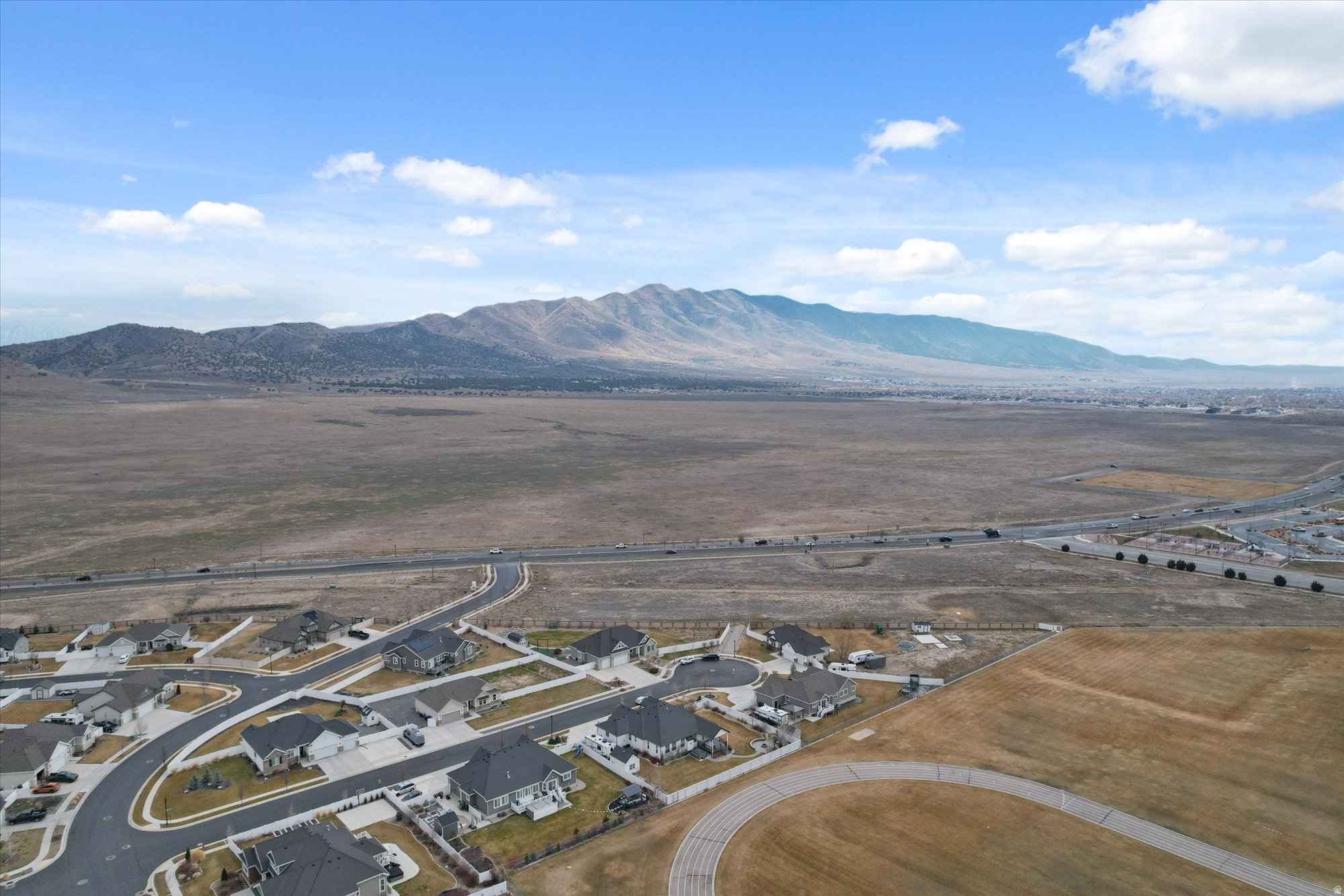 OVERLAND EST 106 - Residential