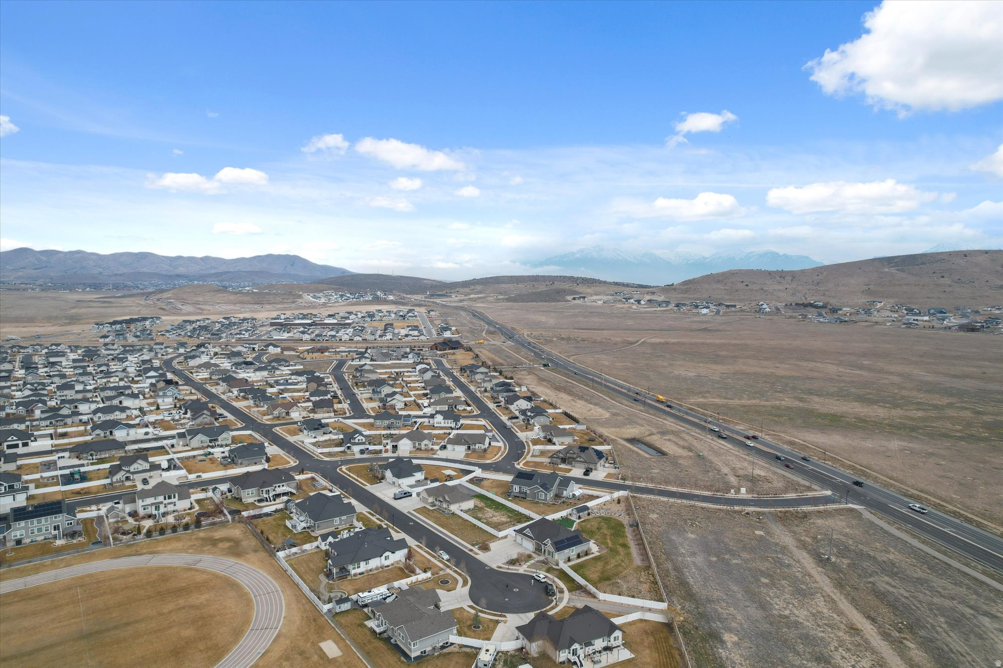 OVERLAND EST 106 - Residential