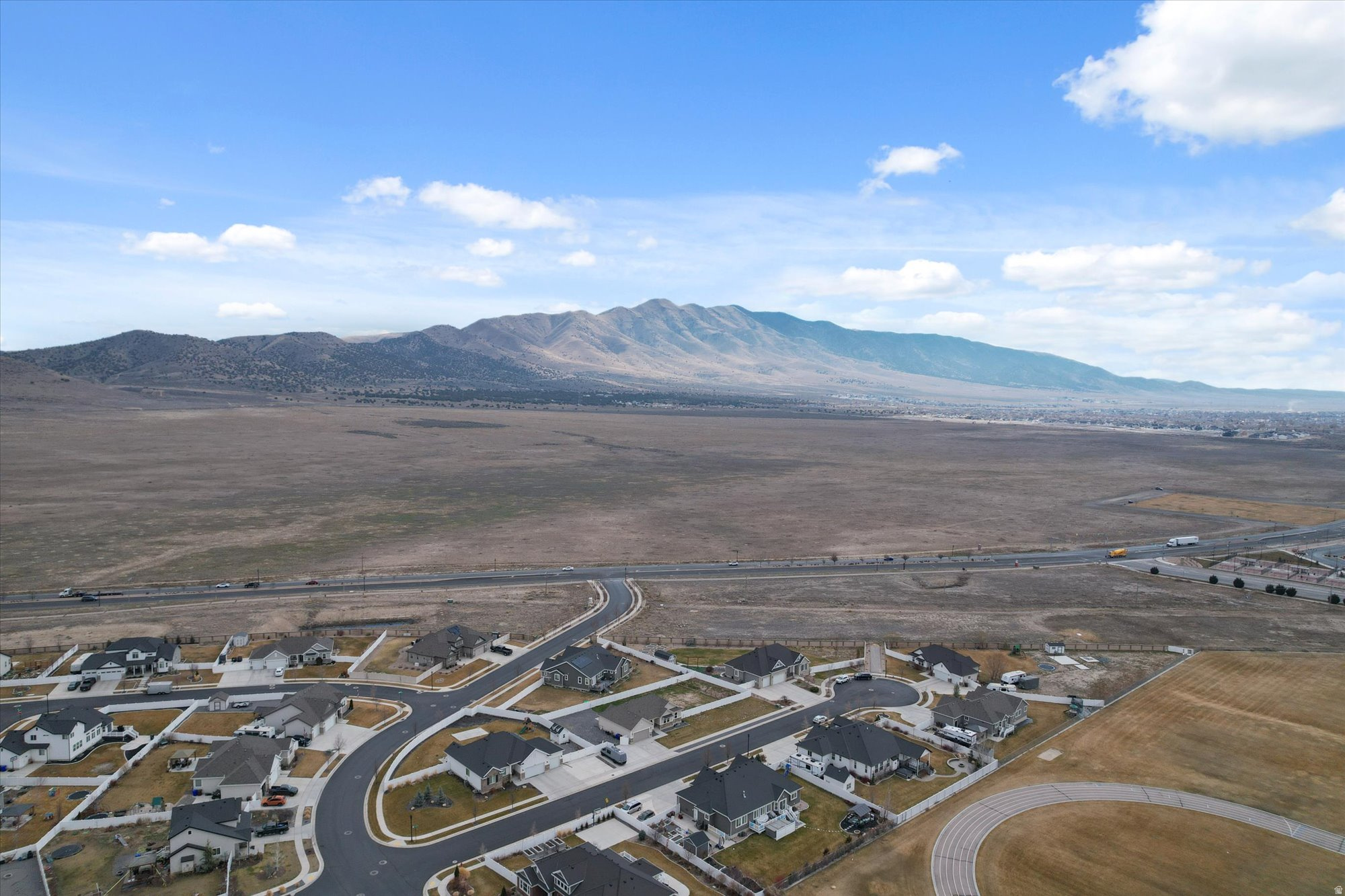 OVERLAND EST 106 - Residential