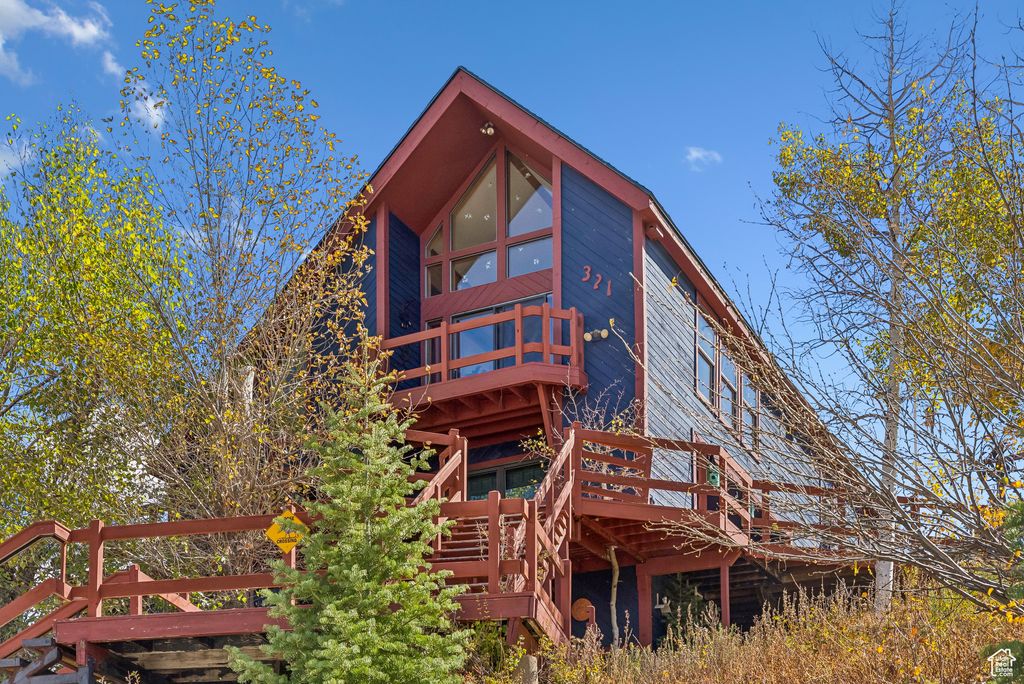 Photo of 321 MATTERHORN DR, Park City, UT 84098 (MLS # 2118758)