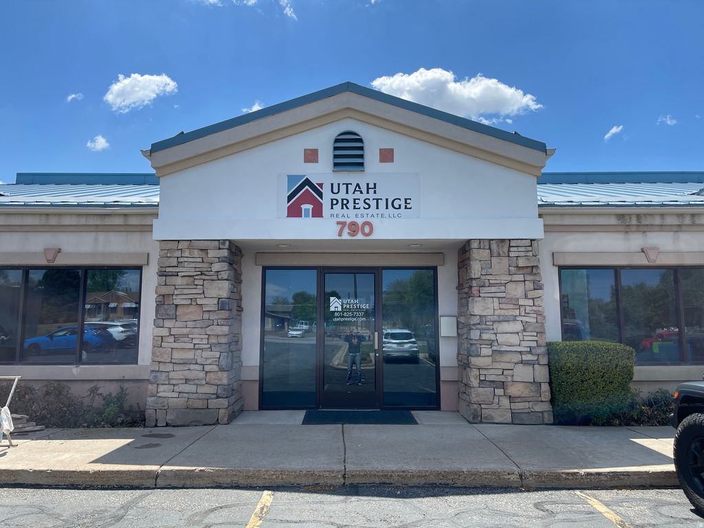 Photo of 790 E 700 S, Clearfield, UT 84015 (MLS # 2135766)