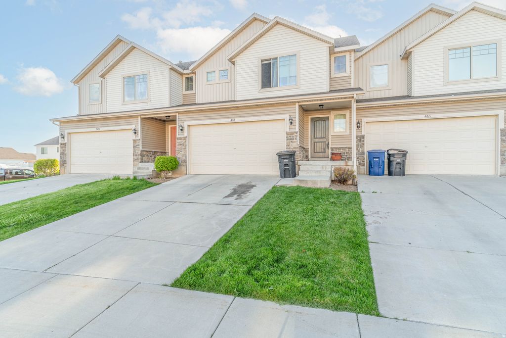 Photo of 418 S 1285 E, Hyrum, UT 84319 (MLS # 2152974)
