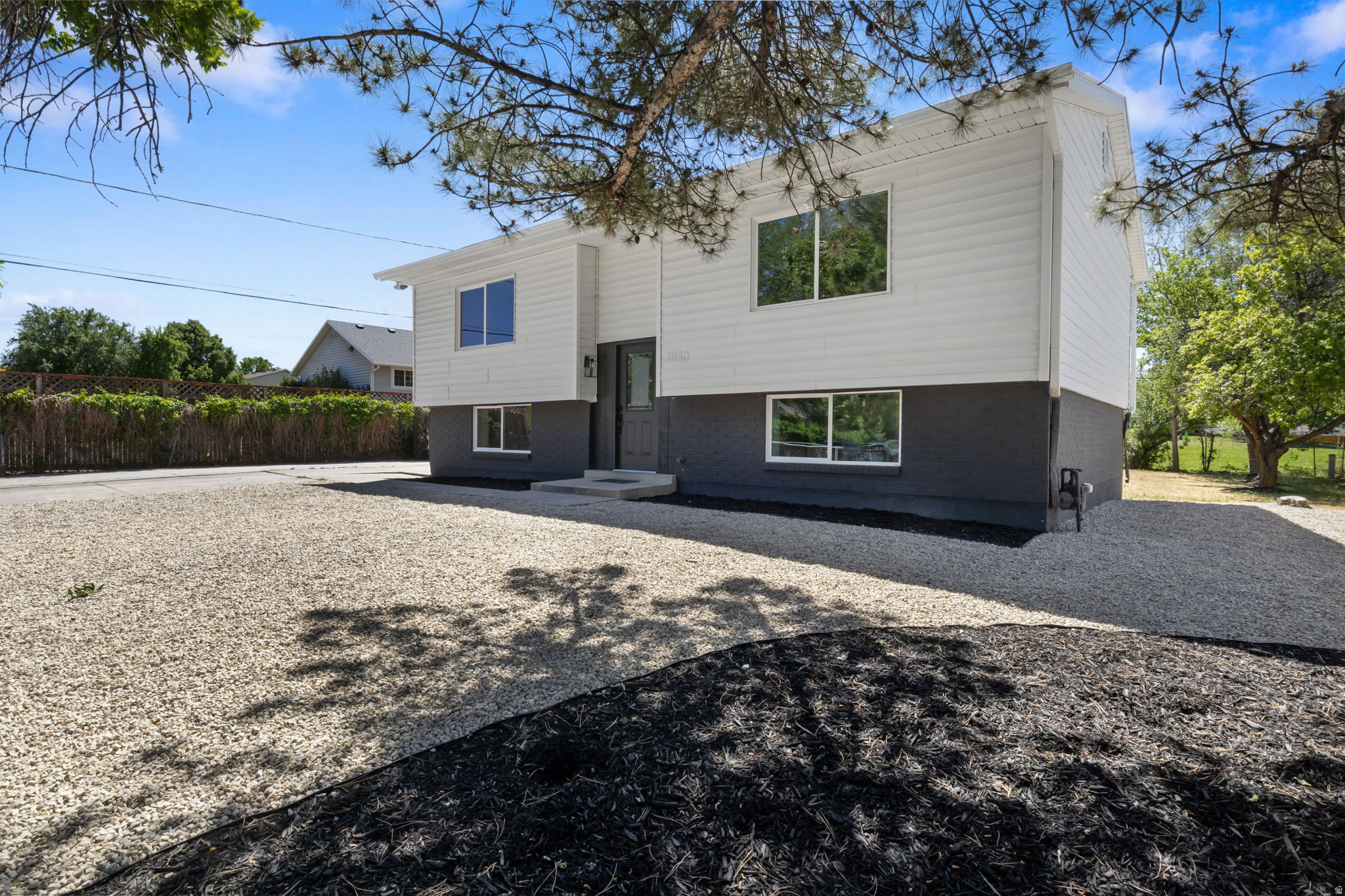 WESTVIEW #7 - Residential