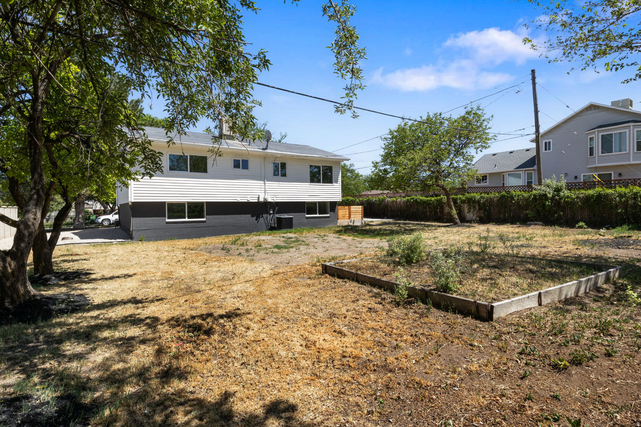 WESTVIEW #7 - Residential