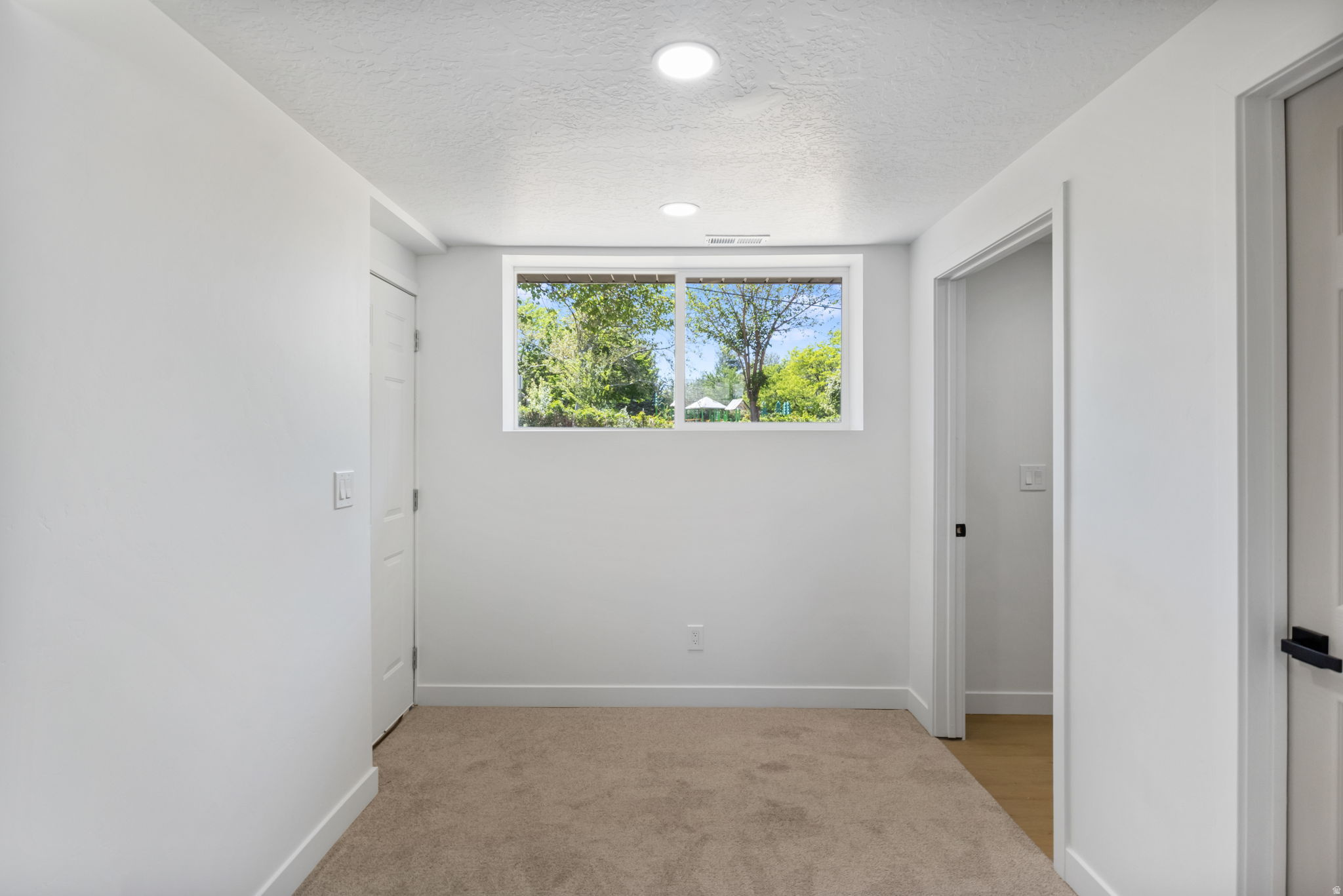 WESTVIEW #7 - Residential
