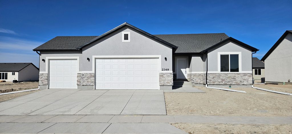 Photo of 2398 E SEGO LILY Dr #499, Eagle Mountain, UT 84005 (MLS # 2136849)