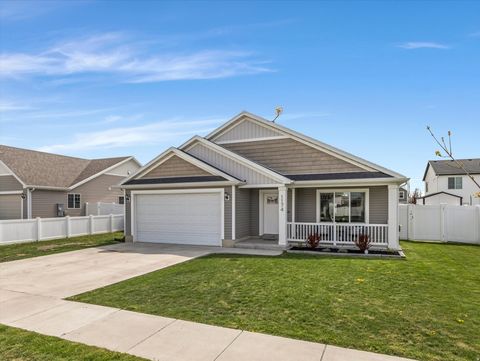 Photo of 1174 W 240 S, Logan, UT 84321 (MLS # 2152568)