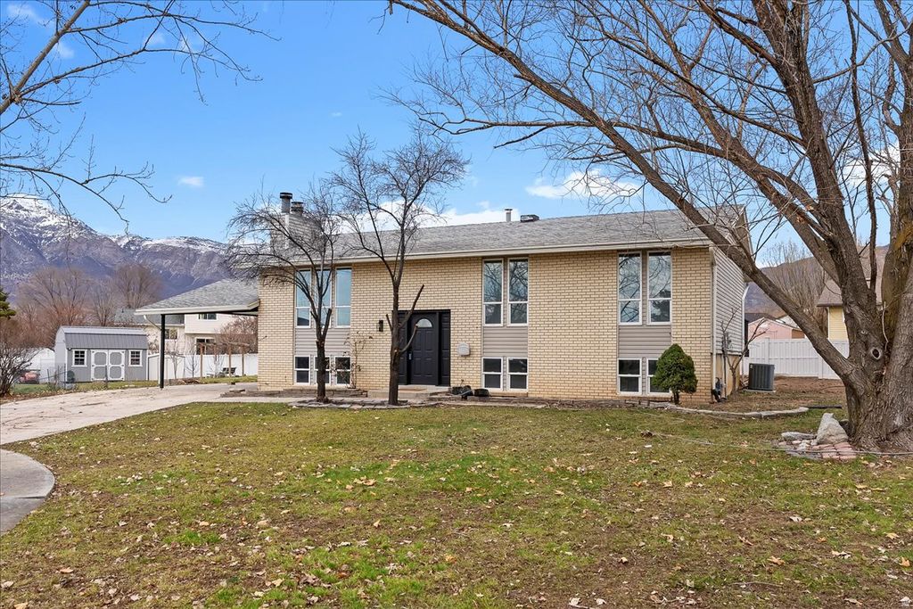 Photo of 1212 N VIRGINIA AVE, Harrisville, UT 84404 (MLS # 2127988)