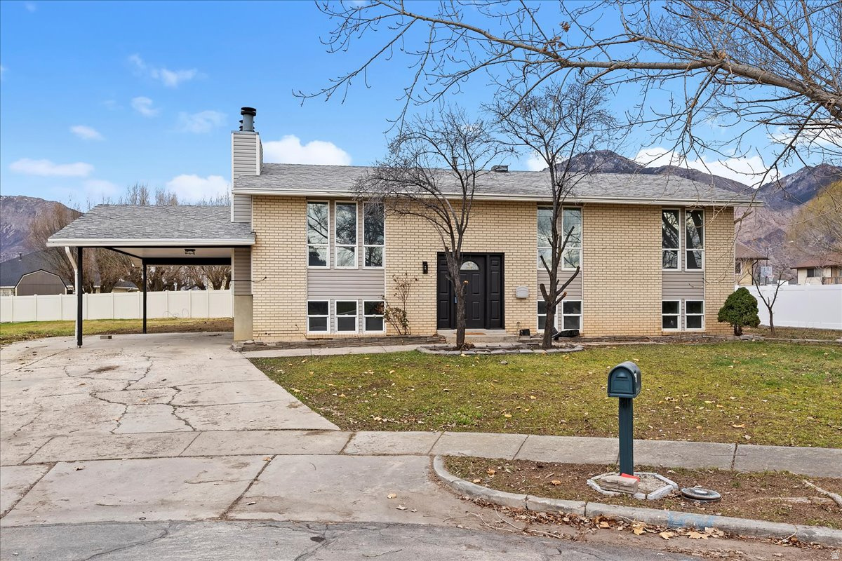 THE COLONY - Residential