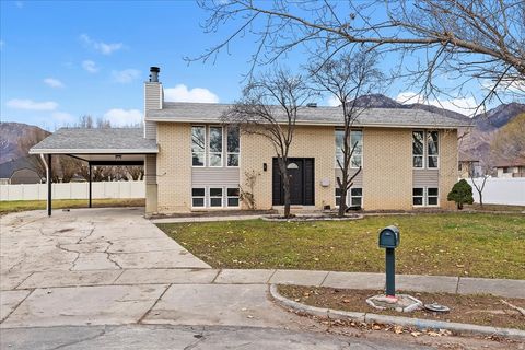 Photo of 1212 N VIRGINIA AVE, Harrisville, UT 84404 (MLS # 2127988)