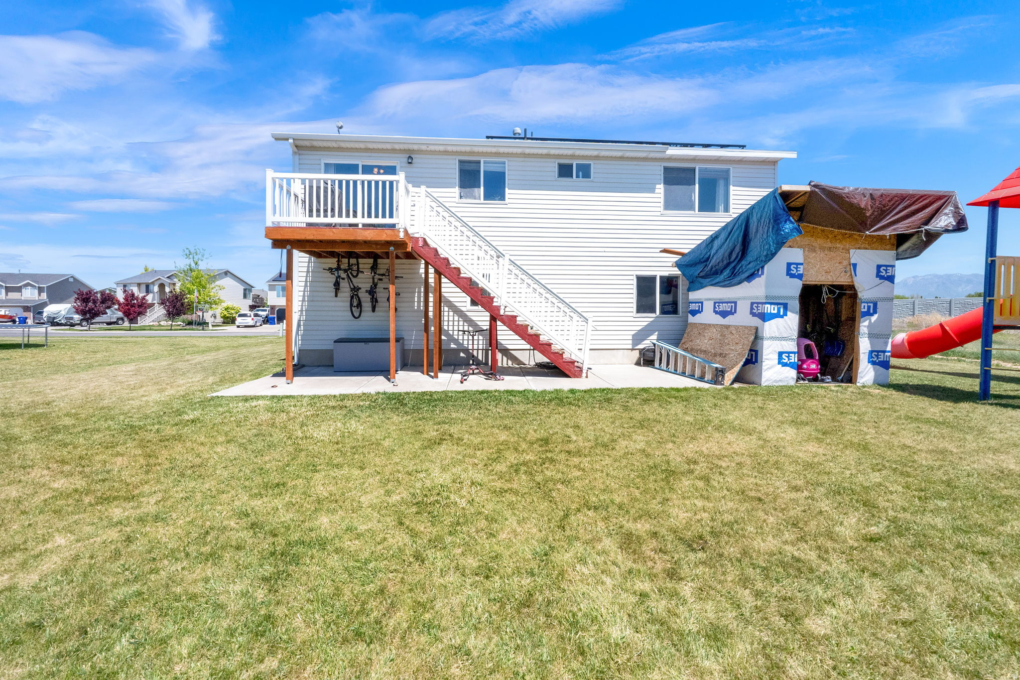 OUT WEST ESTATES - Residential
