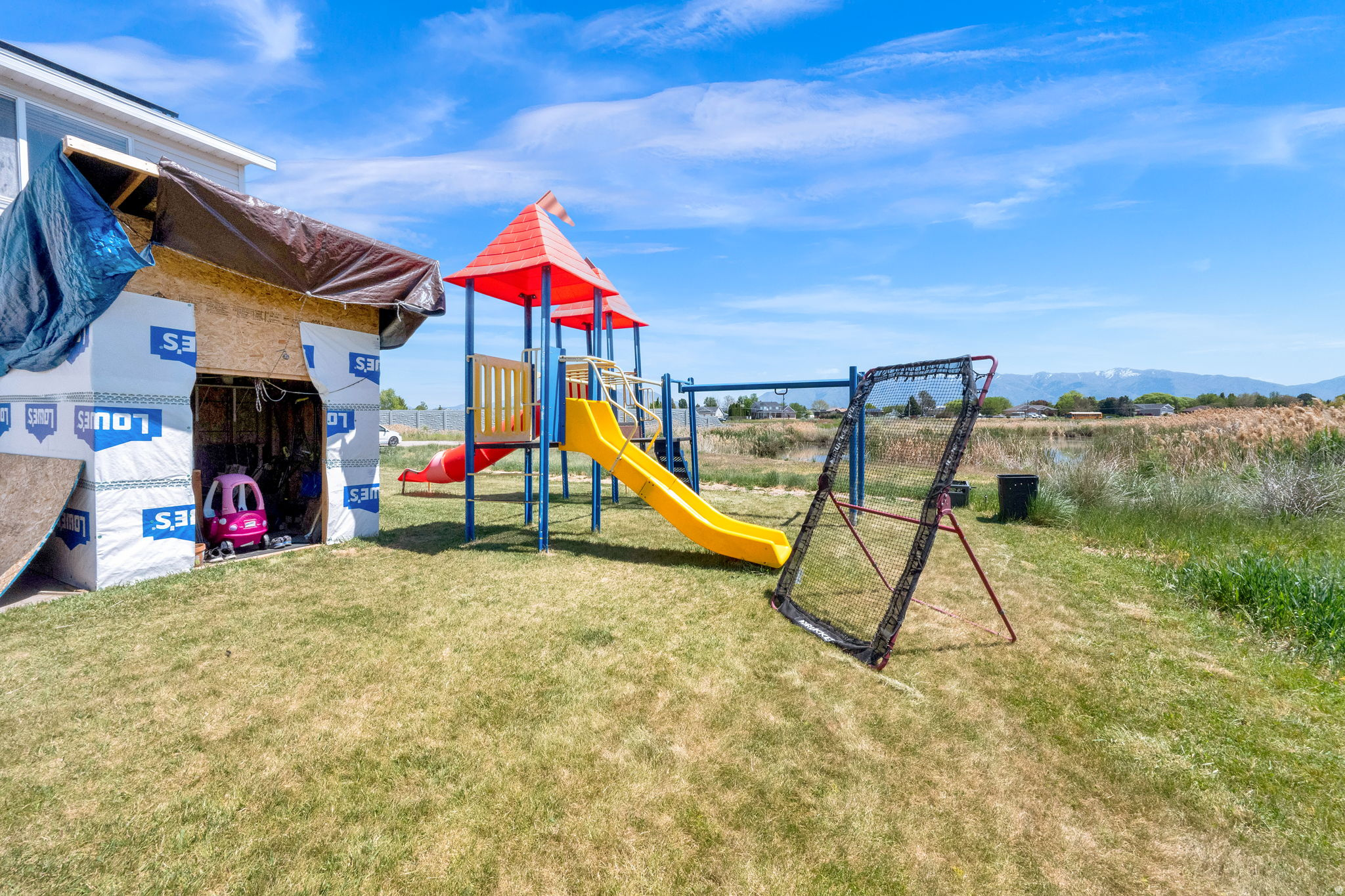 OUT WEST ESTATES - Residential