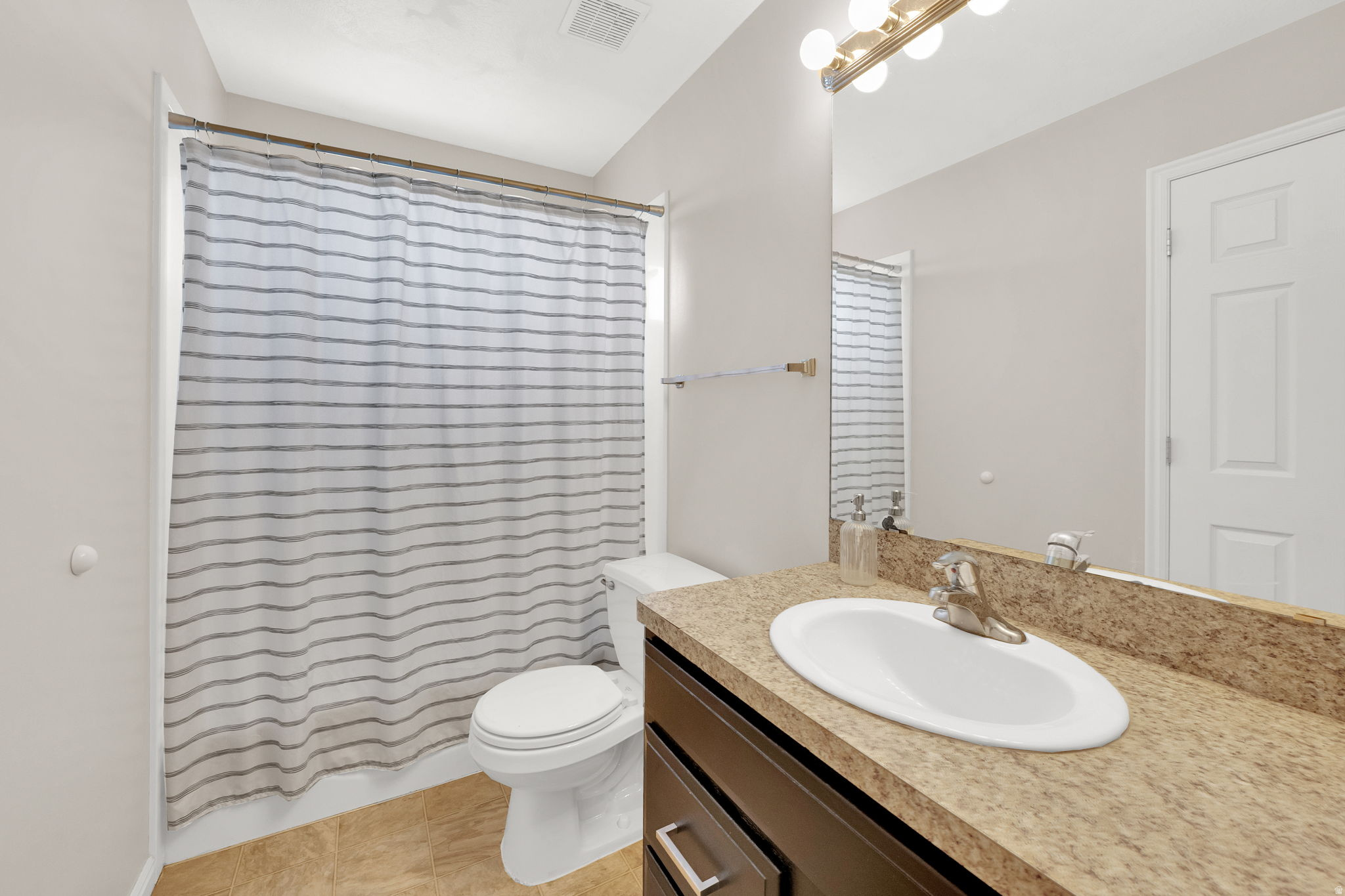OUT WEST ESTATES - Residential