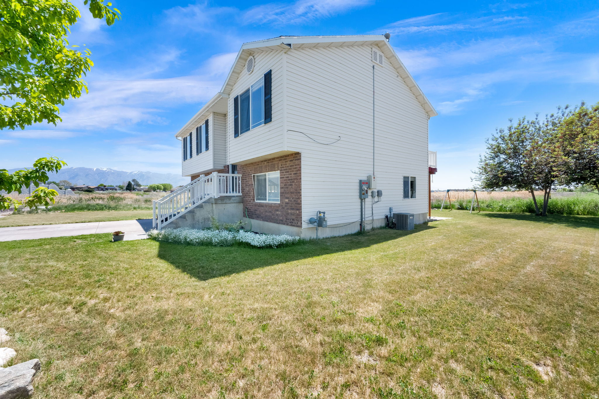 OUT WEST ESTATES - Residential