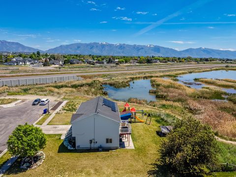 Tiny photo for 2603 W 2225 S, Syracuse, UT 84075 (MLS # 2157835)