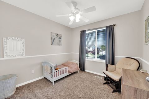 Tiny photo for 2603 W 2225 S, Syracuse, UT 84075 (MLS # 2157835)