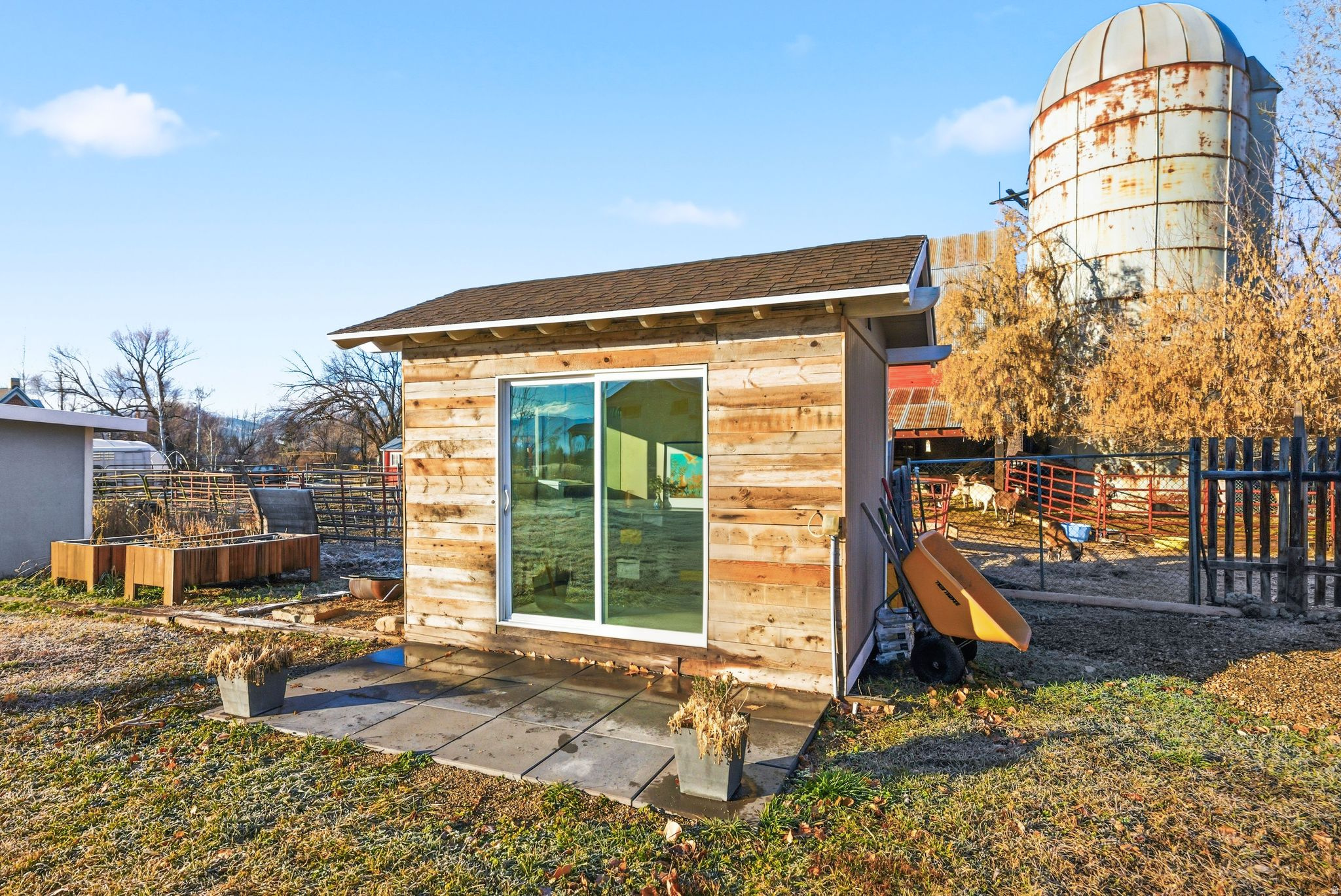 MIDWAY MEADOWS - Residential