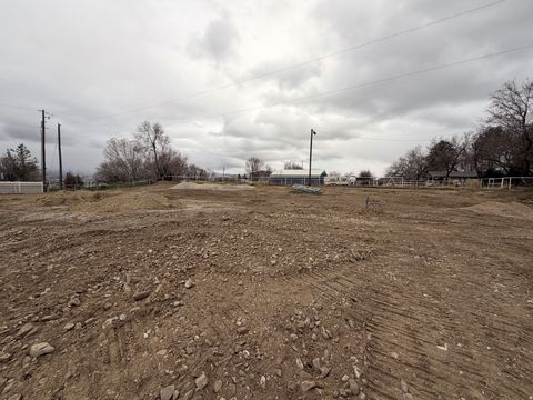 Tiny photo for 10541 S 3010 W, South Jordan, UT 84095 (MLS # 2141513)