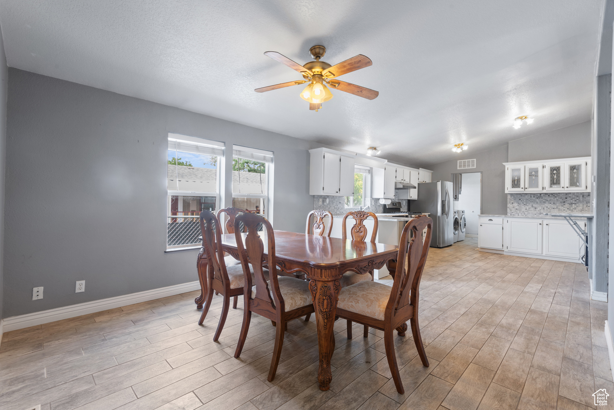 OAKBROOK - Residential