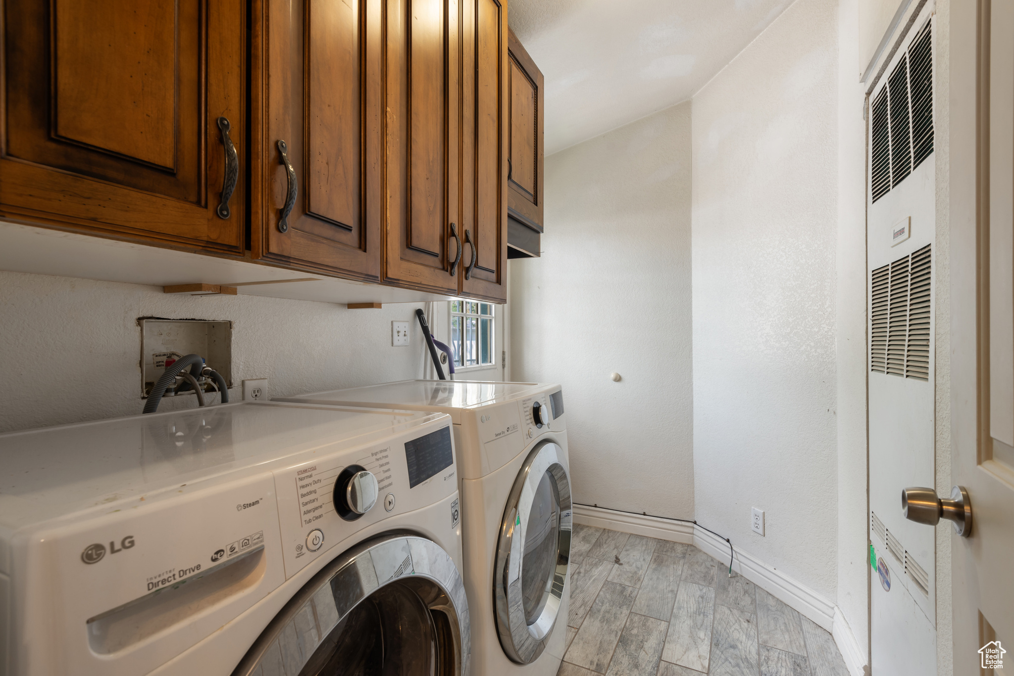 OAKBROOK - Residential