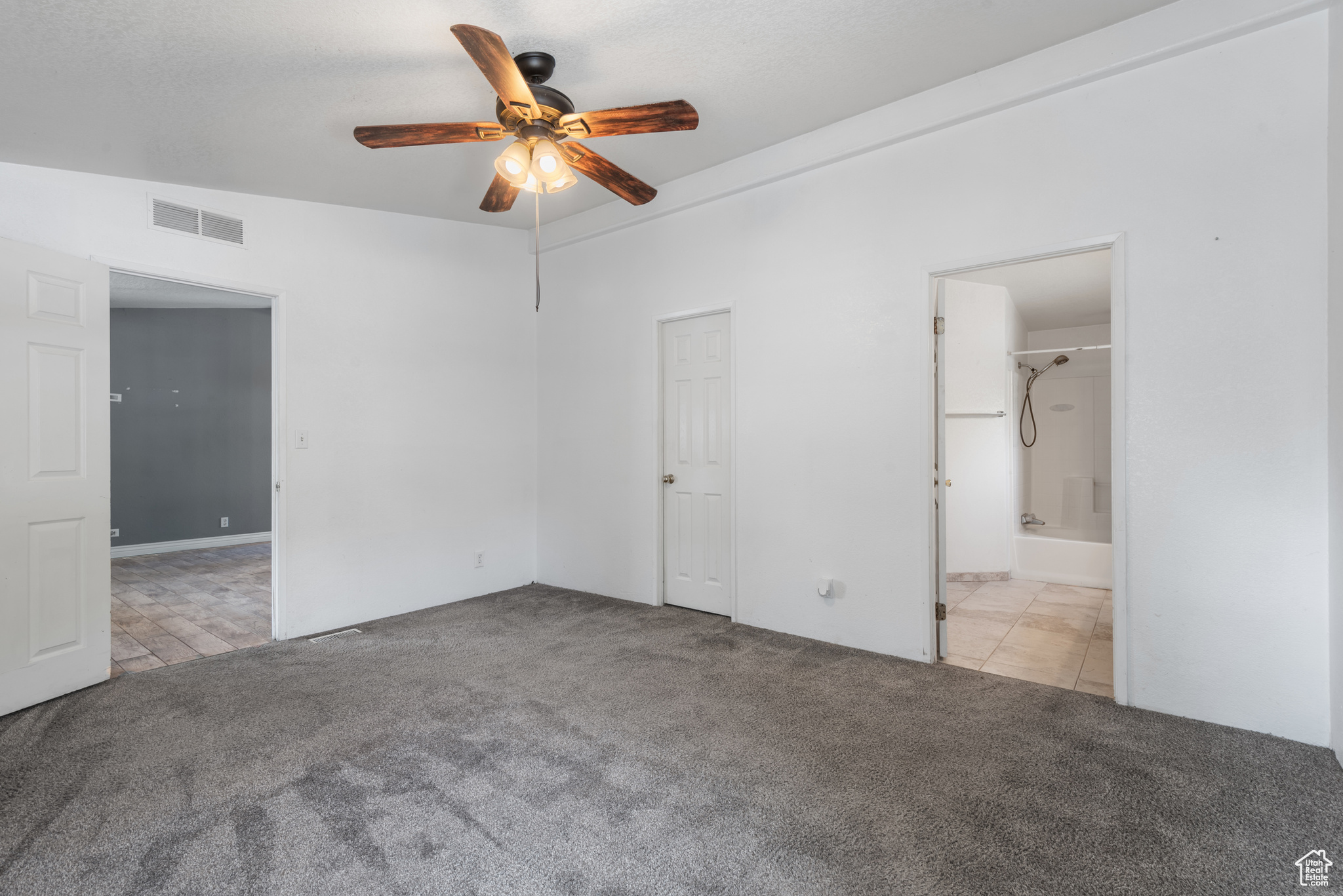 OAKBROOK - Residential