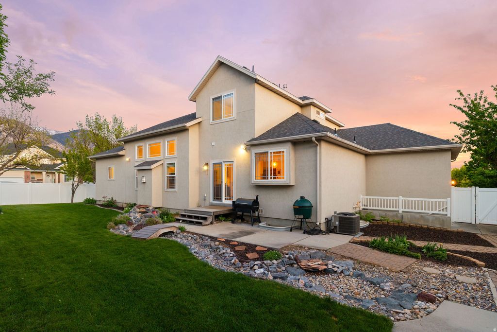 Photo of 1362 W 1940 N, Provo, UT 84604 (MLS # 2150808)