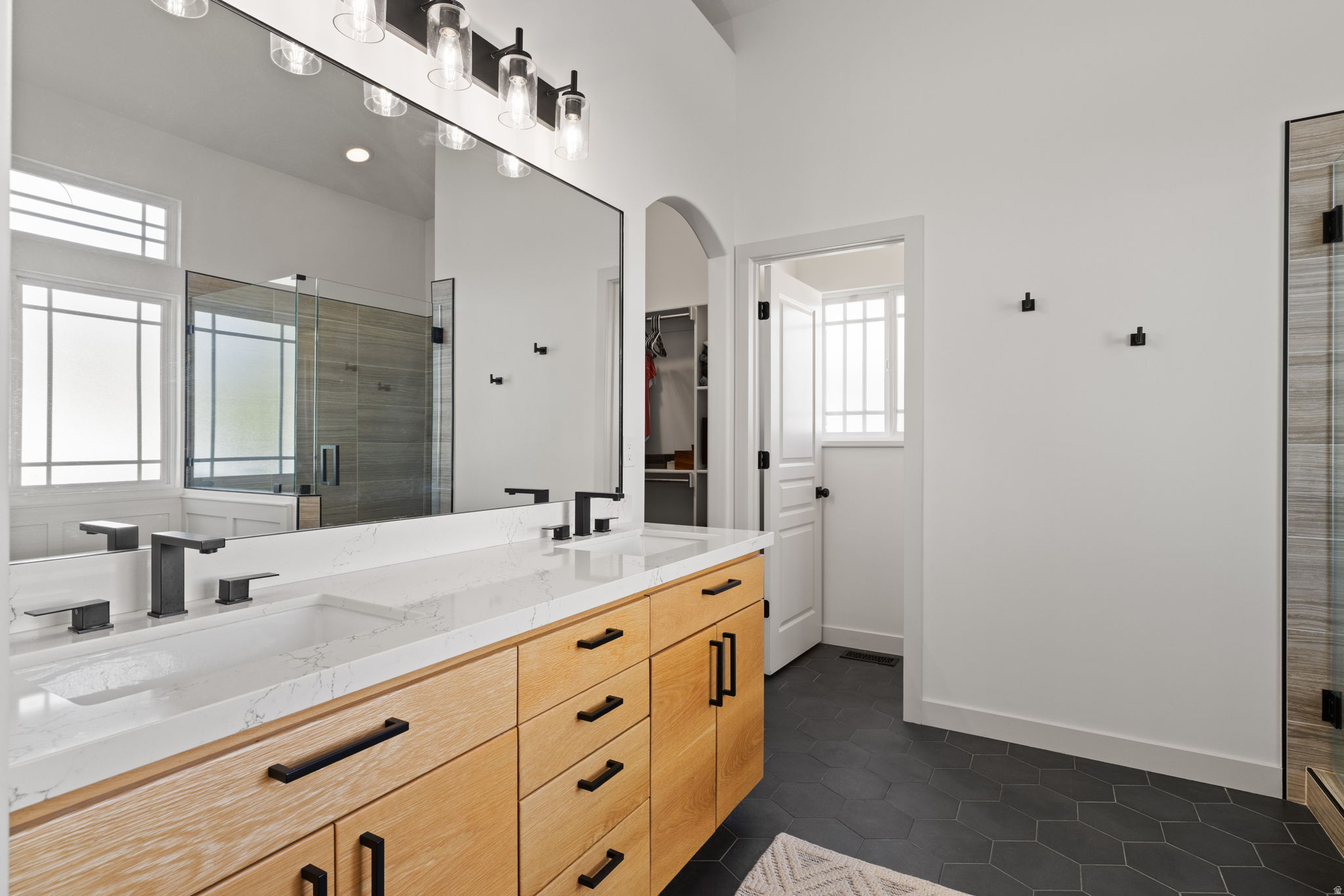 THE ESTATES AT BURR ORCHARDS - Residential