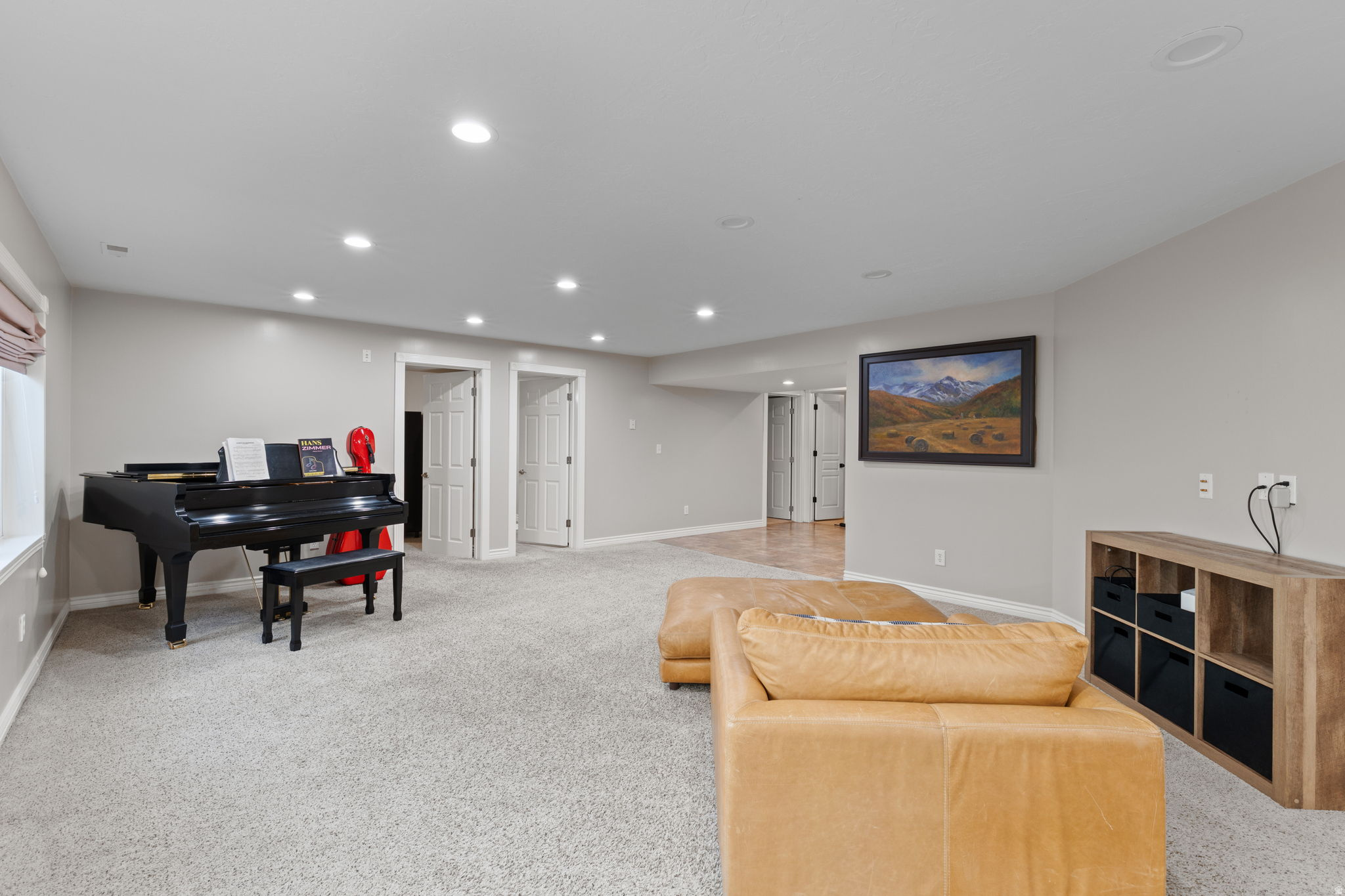 THE ESTATES AT BURR ORCHARDS - Residential