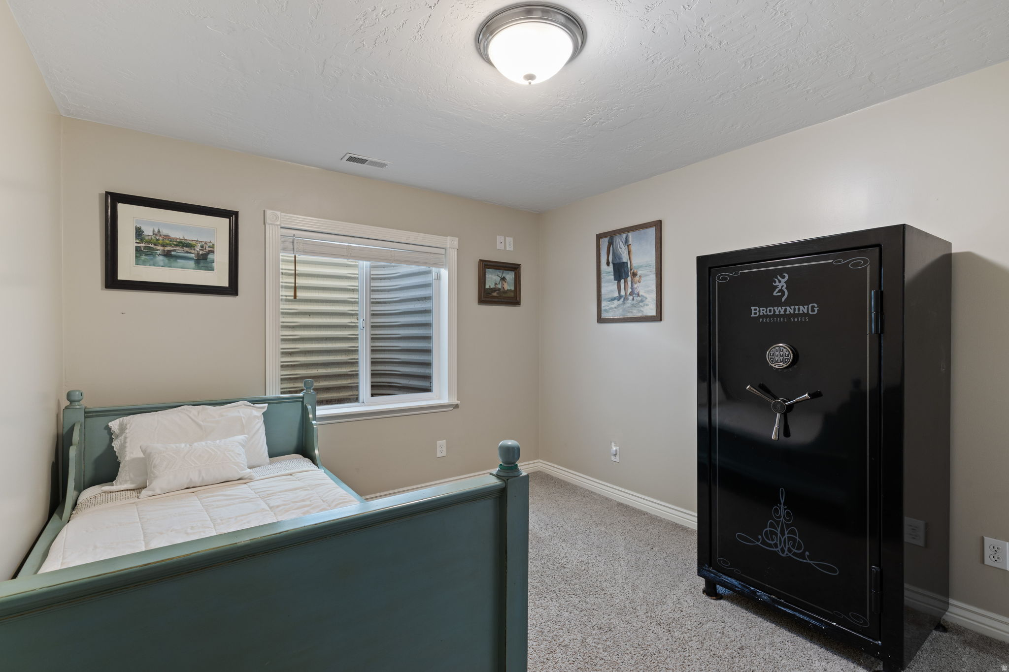 THE ESTATES AT BURR ORCHARDS - Residential