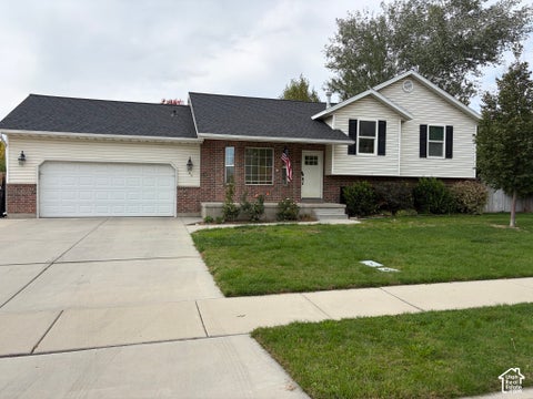 Photo of 565 N 550 E, American Fork, UT 84003 (MLS # 2189618)